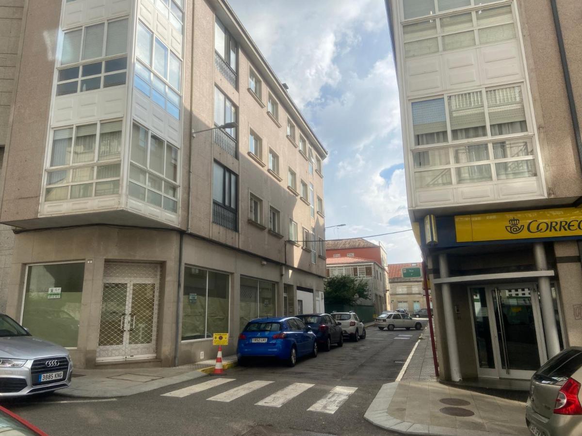 Lalin Centro Urbano, Comodo Y Funcional Exterior foto
